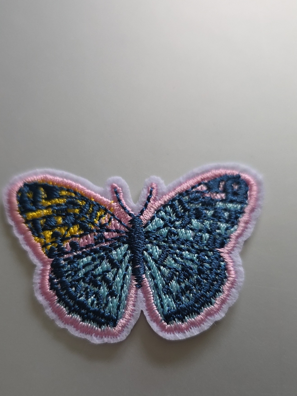 BUTTERFLY IRON ON